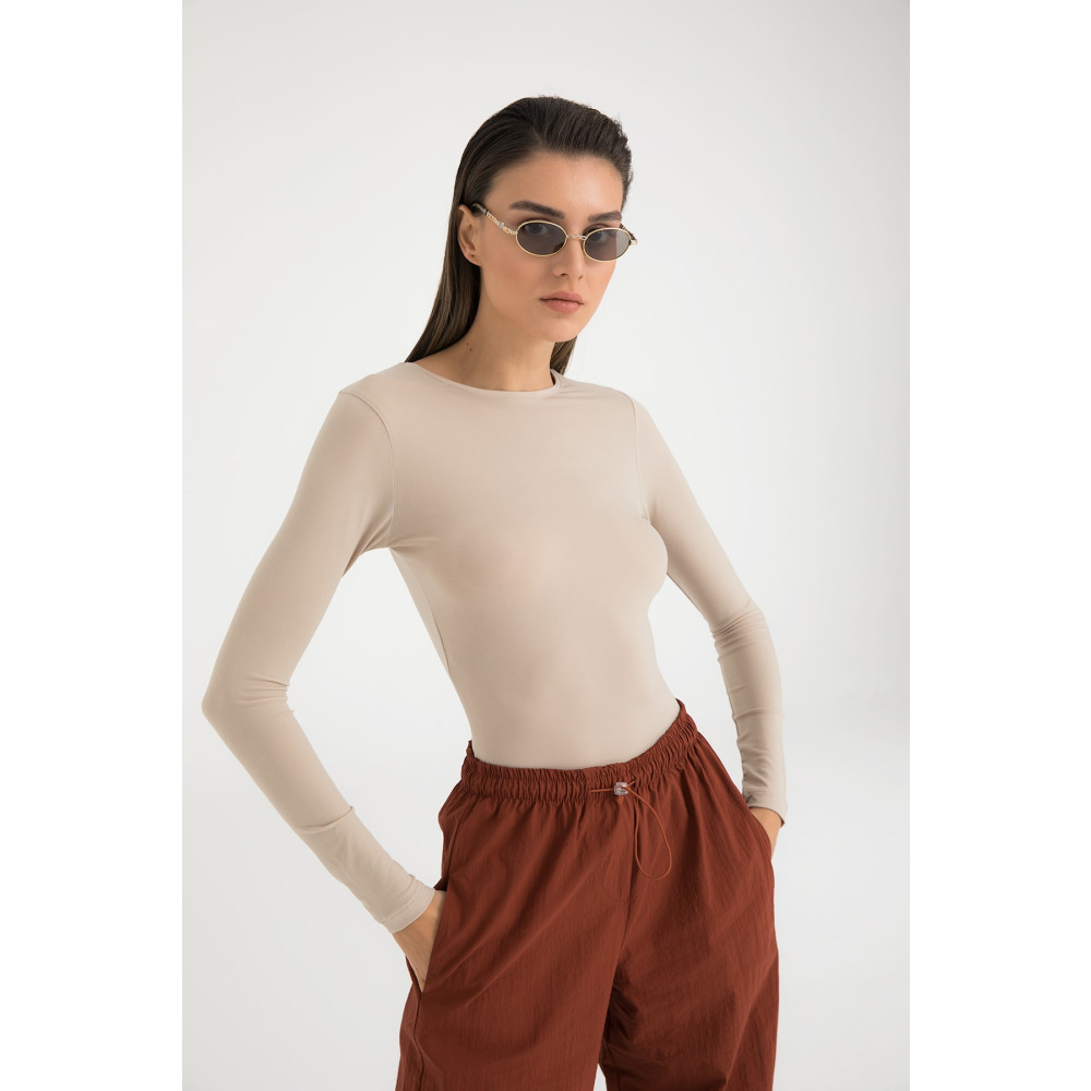 SHEISMONO Soft Touch Yuvarlak Yaka Bluz Bej XL Beden Bluz Fiyatı
