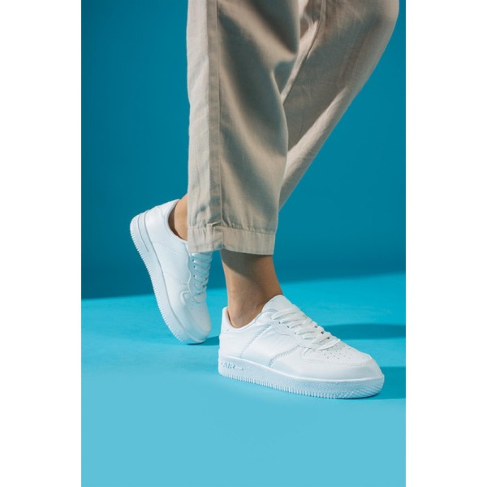 Shoetek Veta Kadın Sneakers Bağcıklı Spor Ayakkabı Beyaz Deri Spor Ayakkabı Fiyatı