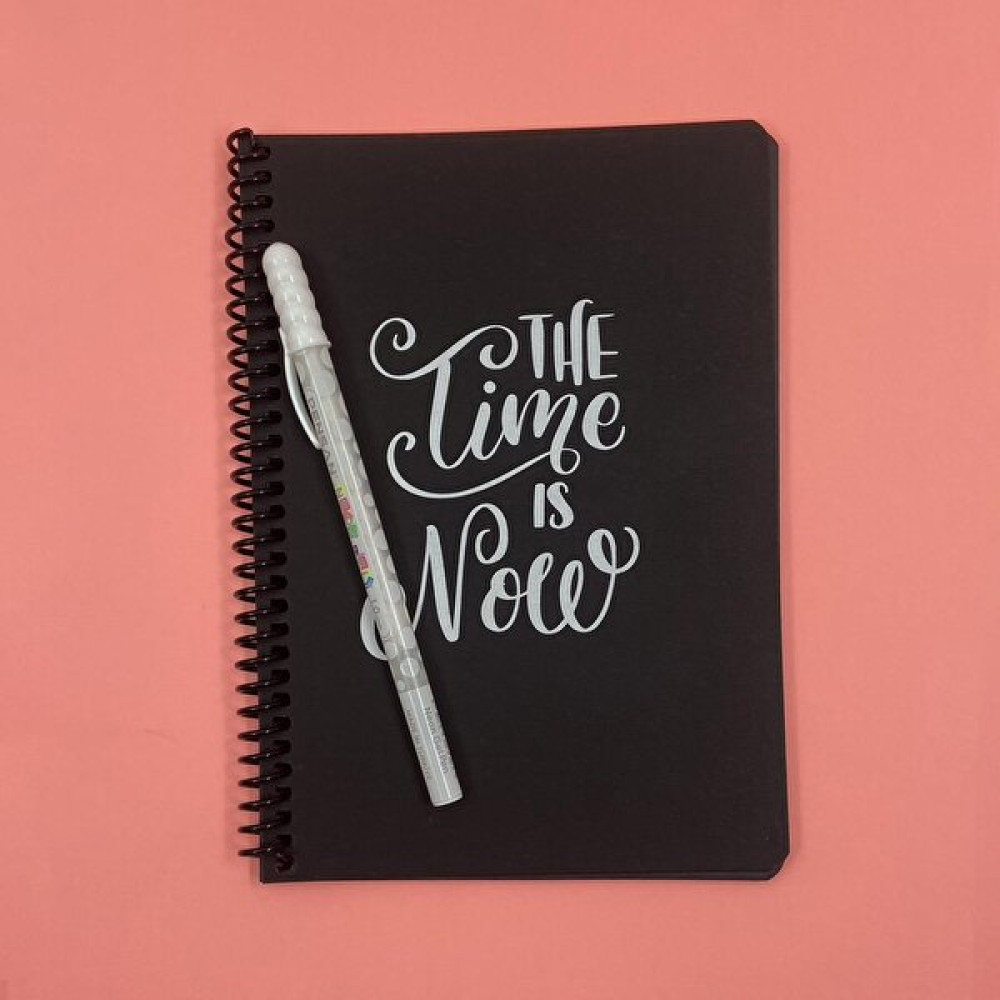 Single Color A5 Siyah Defter 30 Yaprak ve Pensan Jely Neon Tükenmez Jel Kalem beyaz 1 Adet Defter Fiyatı