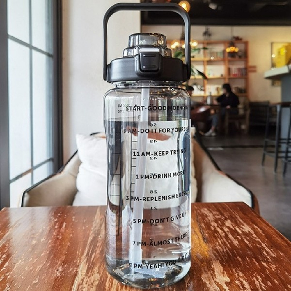 Siyah 2l 64OZ 2 Litre Su Şişesi Motivasyon Içme Şişesi Zaman Işaretleyici Çıkartmaları ile Spor Su Şişesi Taşınabilir Yeniden Kullanılabilir Su Bar... Suluk Fiyatı