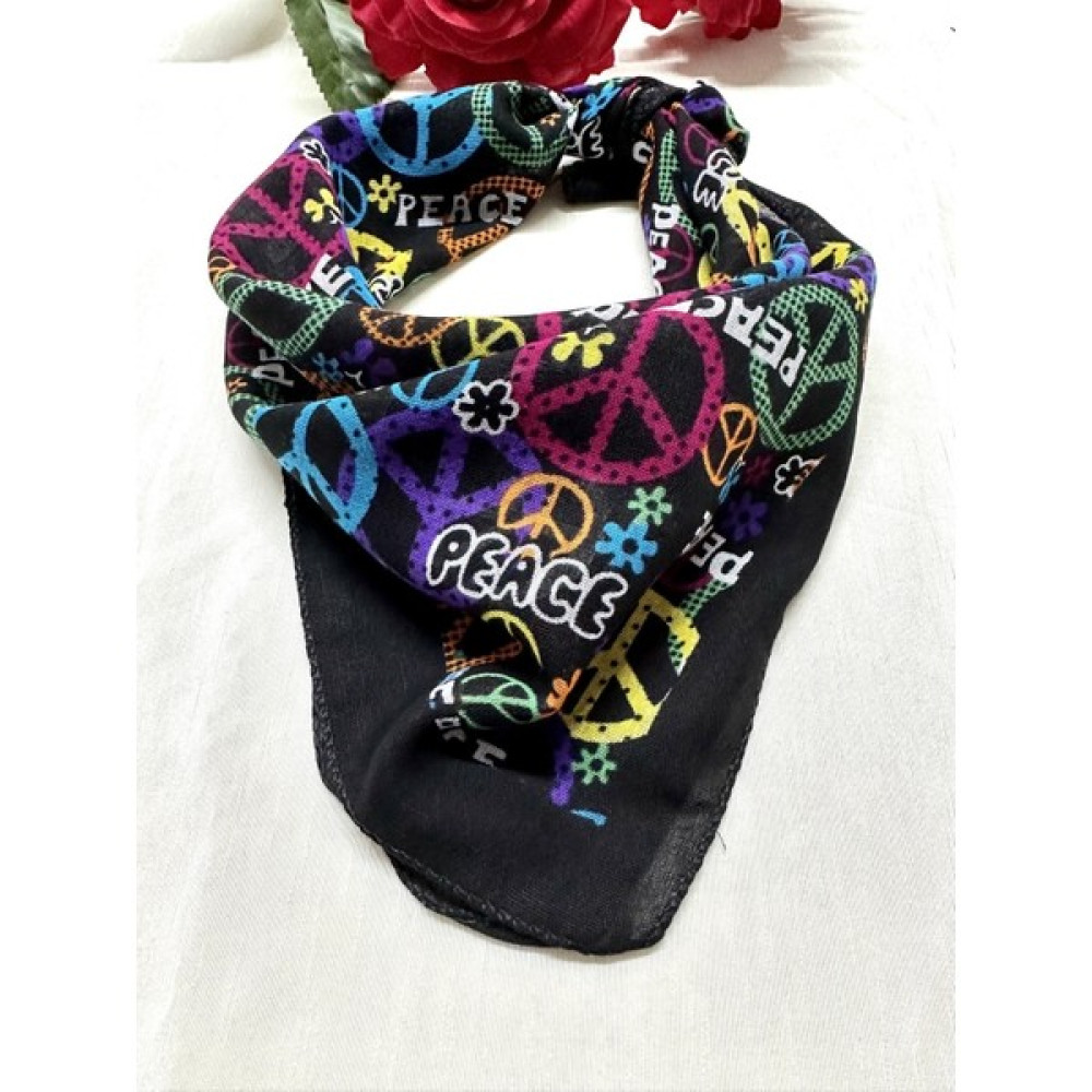Siyah Üzerine Çok Renkli Desenli %100 Bandana Bandana (Outdoor) Fiyatı