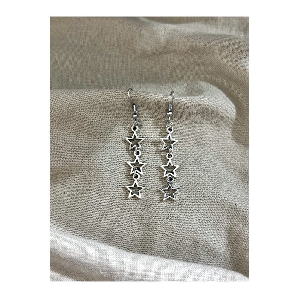 sleyshop Üçlü Gümüş Renk Yıldız Küpe Standart Beden Bijuteri Küpe Fiyatı