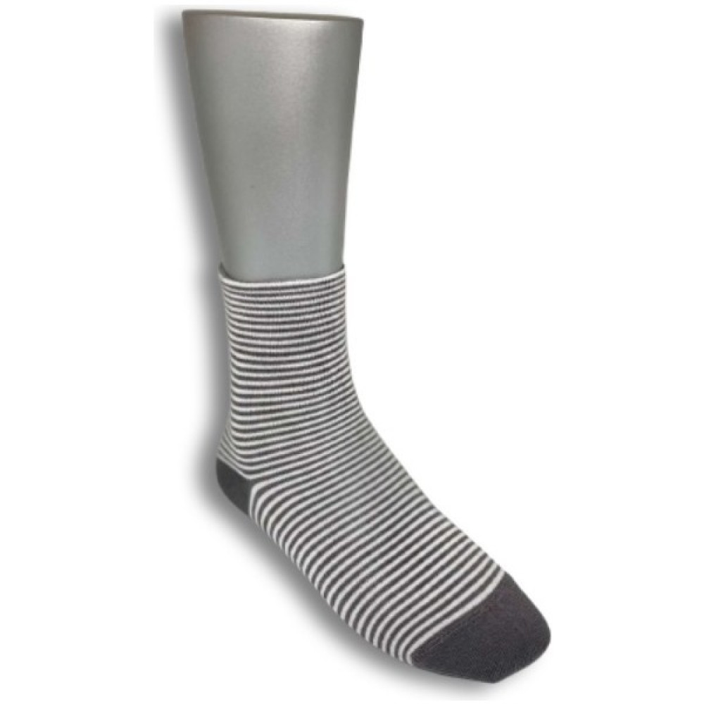 Soccus Poccus Unisex 4'lü Dikişsiz Bambu Çorap Seti, Lastiksiz Iz Bırakmaz Unisex Çorap - 39 - 42 - Beyaz - Gri Oto Boyaları Fiyatı