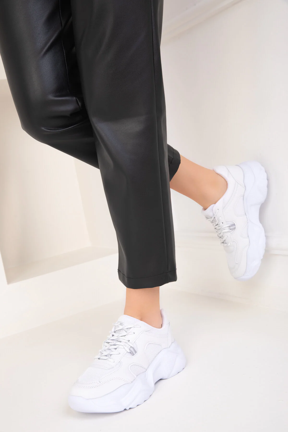 SOHO Beyaz Kadın Sneaker 39 Beden" Spor Ayakkabı Fiyatı