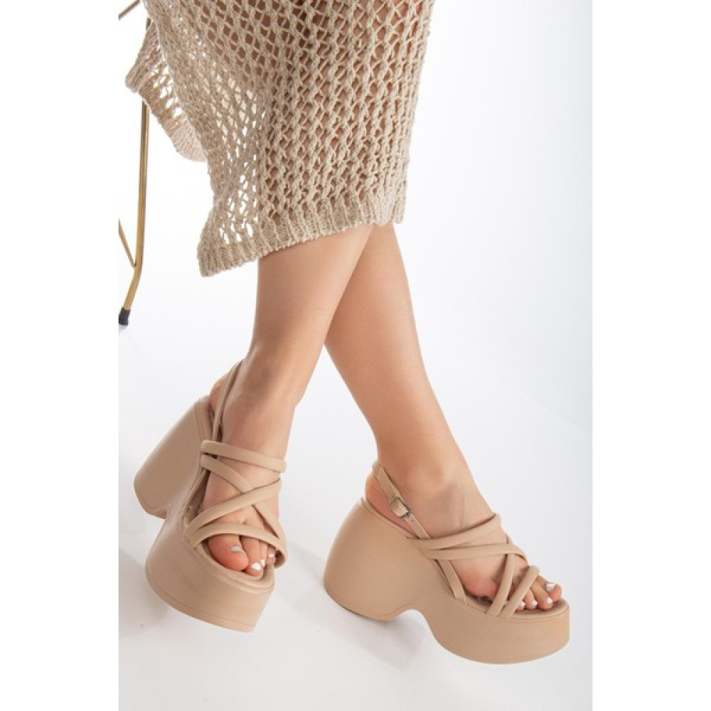 Suins Shoes Suins Elenor Kadın Dolgu Taban Bantlı Sandalet Kadın Terlikleri ve Sandaletleri Fiyatı