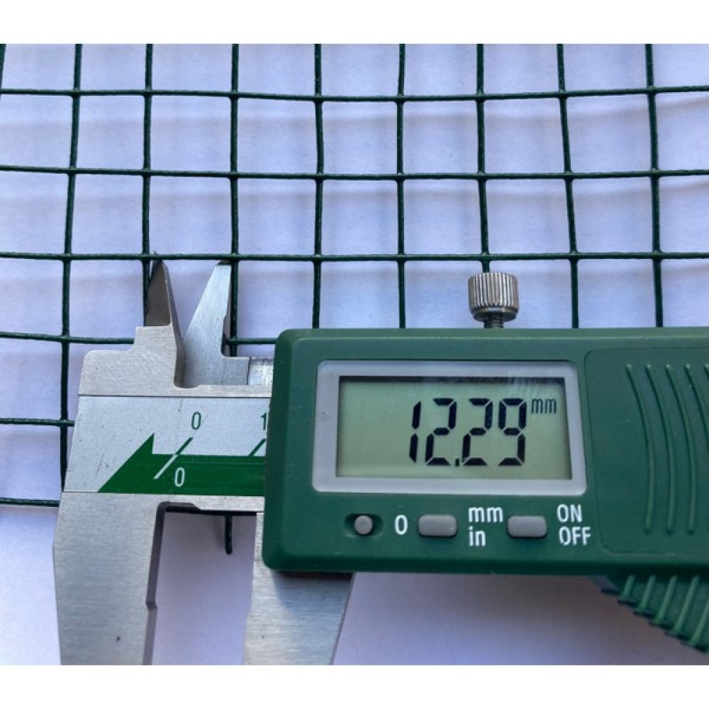 Svs Yeşil Pvc Kaplamalı Puntalı Tel 12MM x 12MM Göz Arası 0,90MM Kalınlık, 100CM Yüksekliğinde x 15MT Uzunluk Kümes Teli Bahçe Çiti Fiyatı