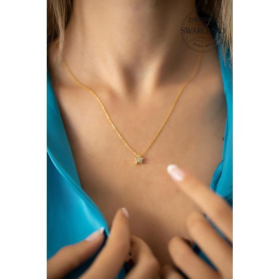 Swarovski Taşlı Yıldız Model Altın Kaplama 925 Ayar Gümüş Kolye