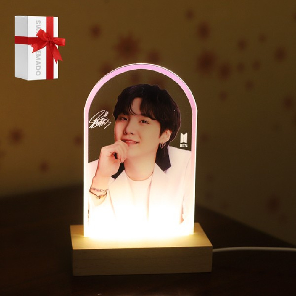 Swico Remado Kpop Bts Bangtan Boys Suga LED Akrilik Gece Lambası - Kahverengi (Yurt Dışından) Gece Lambası Fiyatı