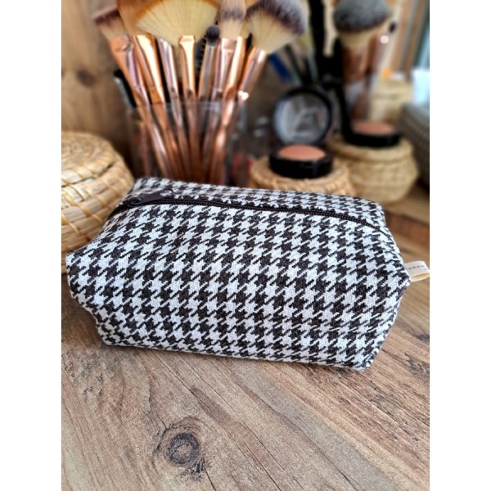 Tasarım Sentezi El Yapımı Makyaj Çantası - Fermuarlı Kozmetik Organizer - Seyahat Tipi Kılıf Bakım El Çantası - Koyu Kahve - Küçük Makyaj Fırça ve Aksesuarları Fiyatı