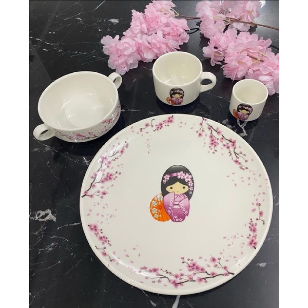 Tebak Collection Kokeshi Bebekleri Koyu Pembe Desenli 4 Parça Porselen Çocuk Yemek Takımı Mama Seti Mama Seti Fiyatı