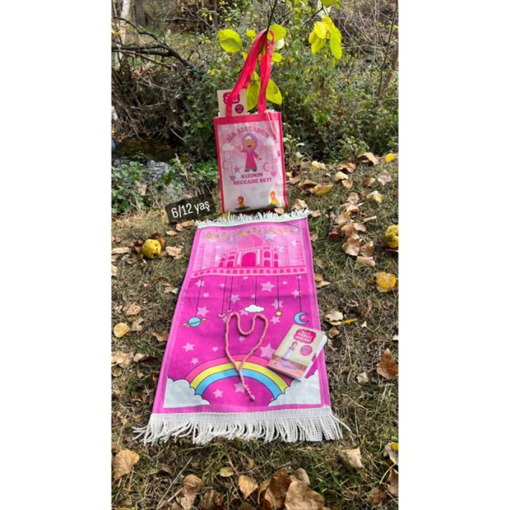 Tekno Trust Pamuklu Büyük Boy Çantalı Namaz Dua Ibadet Çocuk Seccade Namazlık Seti 6-12 Yaş Süet Örgü Saçak Süe - Pembe - 10 x 70 cm Seccade Fiyatı