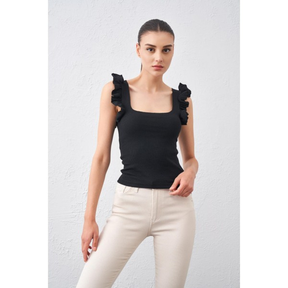 Tena Moda Kadın Siyah Kolları Fırfırlı Kolsuz Kaşkorse Bluz Bluz Fiyatı