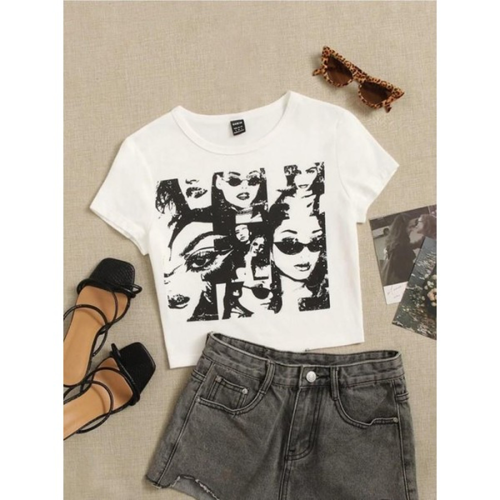 Touz Moda 90S Figür Face Baskılı Beyaz Crop Bluz Fiyatı