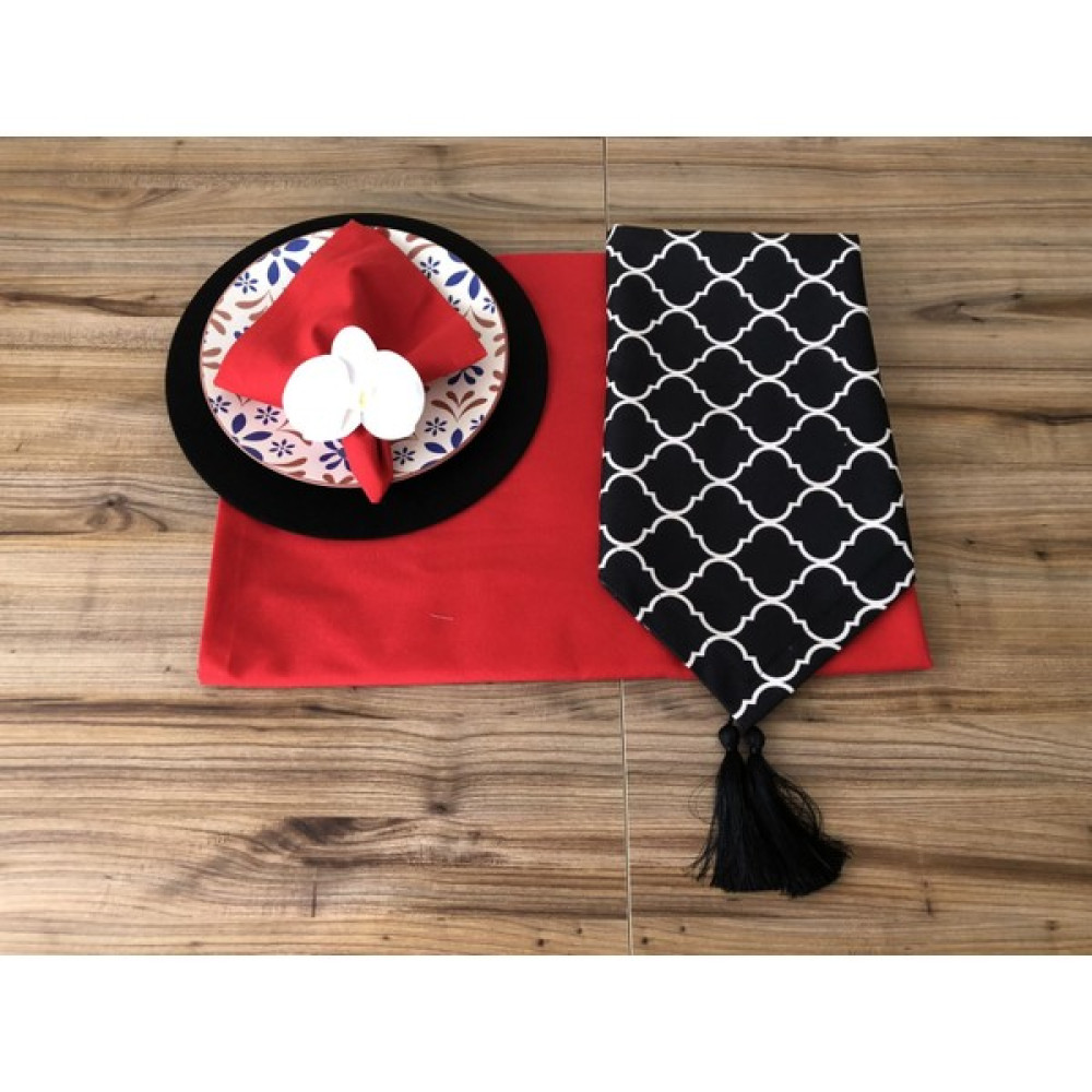 Trend Yuvam Sofra Sunum Seti Siyah Zemin Beyaz Moraccan Desnli Takım - 160 x 220 cm - Kırmızı Masa Örtüsü Fiyatı