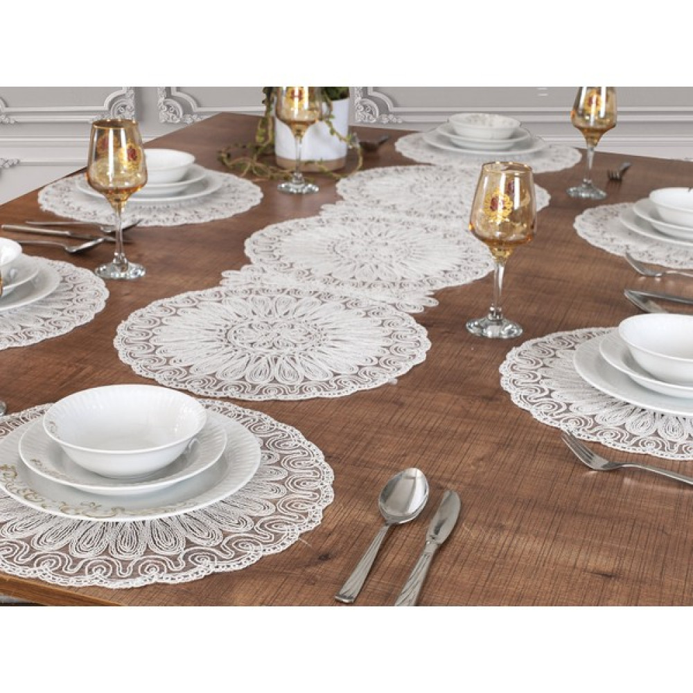 Tropik Home Amerikan Servis Nakışlı Supla ve Runner Seti 6 Kişilik Set Kırık Beyaz Renk Masa ve Sunum Takımı - 40 x 40 cm Amerikan Servis Fiyatı