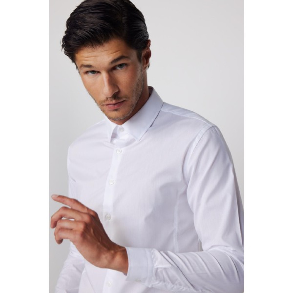 Tudors Slim Fit Arkadan Pensli Önden Kulplu Düz Trend Beyaz Erkek Gömlek Erkek Gömlek Fiyatı