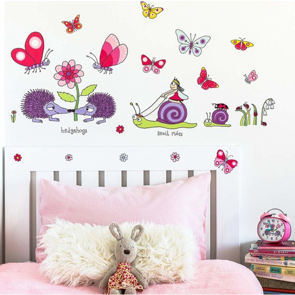 Tyrrell Katz Çocuk Odası Için Dekoratif Duvar Çıkartmaları / Stıcker Secret Garden - 50 x 70 cm - Renkli Sticker Fiyatı