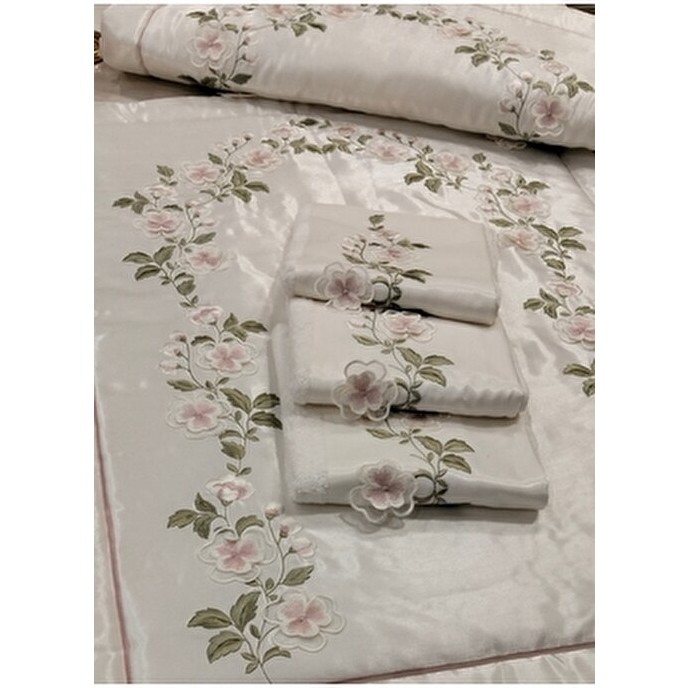Üç Boyutlu Elyaflı Seccade ve 1 Bambu Havlu Krem Renkli Nakışlı İpek Saten Günlük Kullanım İçin - 80 x 140 cm - Bej El / Yüz Havlusu Fiyatı