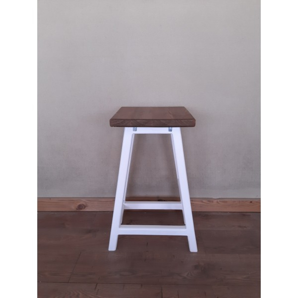 Uğurlu Baylar Doğal Ağaç Bar Sandalyesi - Beyaz Masa - Sandalye & Tabure Fiyatı