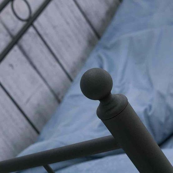 Unimet Alpas Daybed 90x200 cm Siyah Tek Kişilik Metal Karyola
