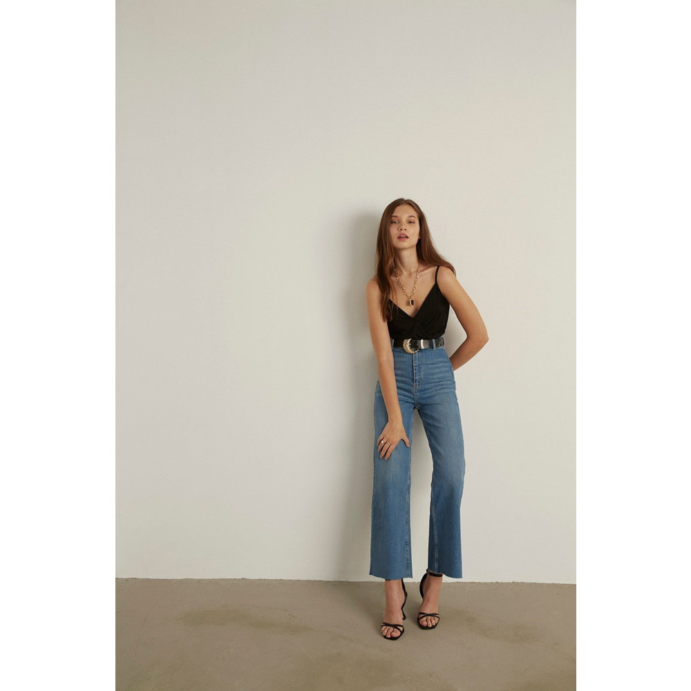 VATKALI Mavi Flared Bol Paça Jean 34 Beden Bayan Jeans / Kot Pantolon Fiyatı