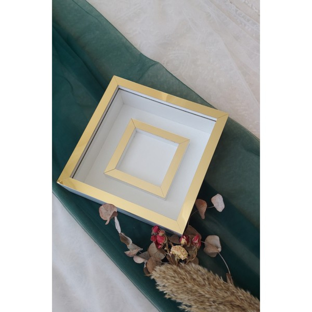 Verda Çerçeve 25X25 cm Fotoğraf Bölümlü Yarı Gold Kaplı Verda Anı Çerçevesi-6 cm Derinlikli Anı Çerçevesi Resim & Fotoğraf Çerçevesi Fiyatı