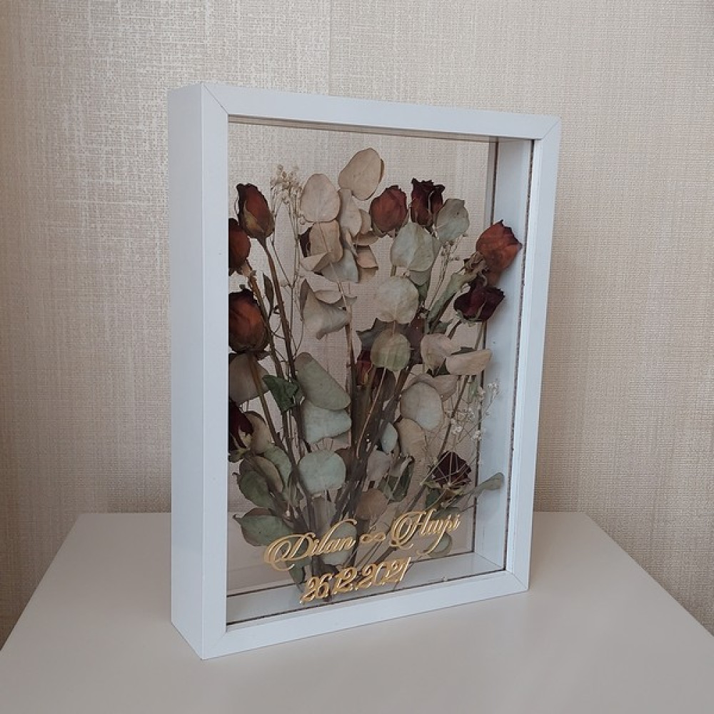 Verda Çerçeve Beyaz Isimli 30X40 cm Çift Yönlü Anı Çerçevesi! Gül Kutusu Şeffaf Gül Kutusu Resim & Fotoğraf Çerçevesi Fiyatı