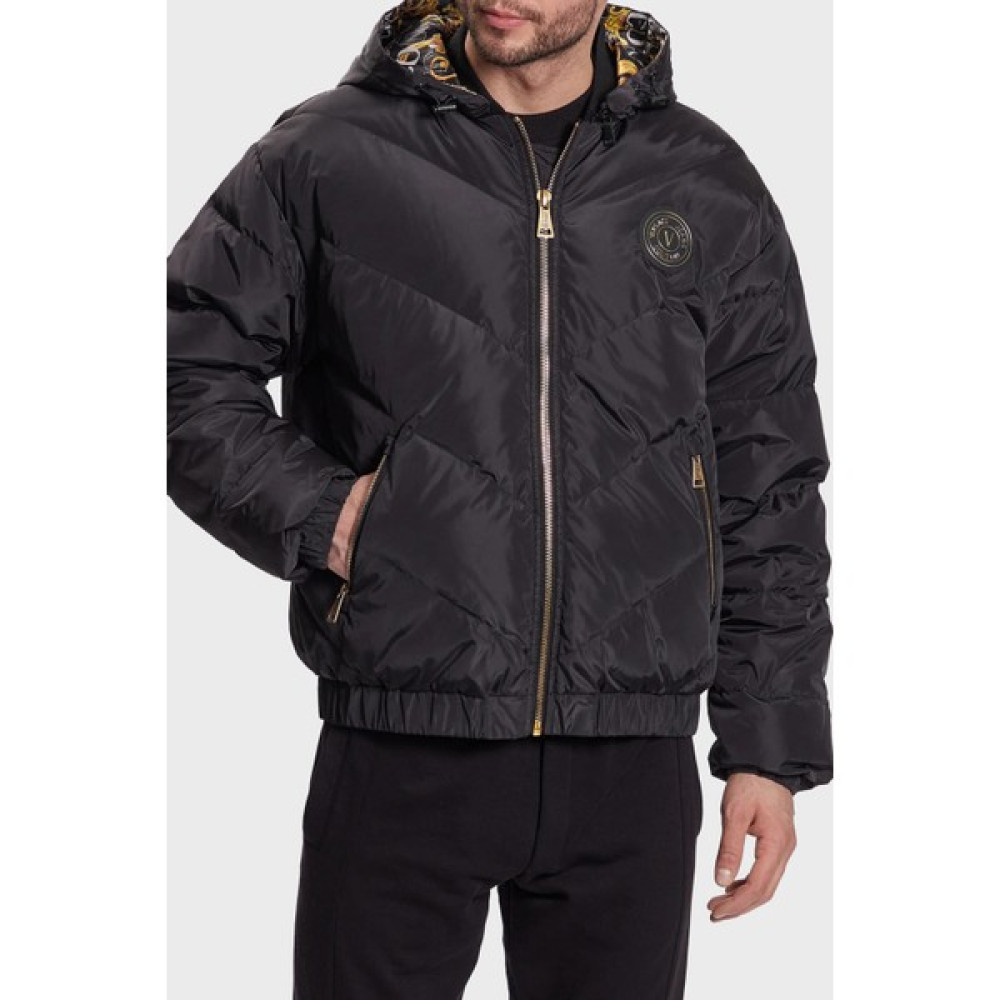Versace Jeans Couture Kuş Tüyü Dolgulu Kapüşonlu Fermuarlı Cepli Regular Fit Şişme Mont Erkek Mont 74GAUD17 CQ01D G89 Erkek Mont Fiyatı