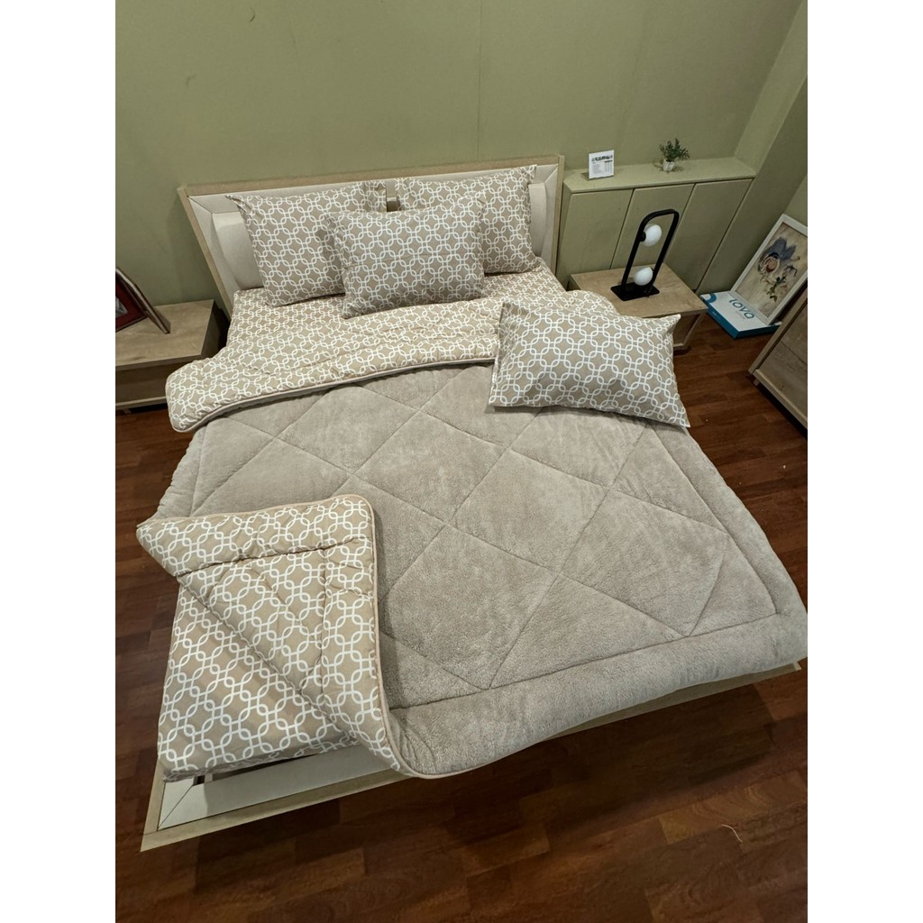 Violacasa Çift Kişilik Welsoft Pufidik Uyku Seti Bej Geometrik Desenli 195x215 cm Yorgan ve Lastikli Çarşaf Yorgan Fiyatı