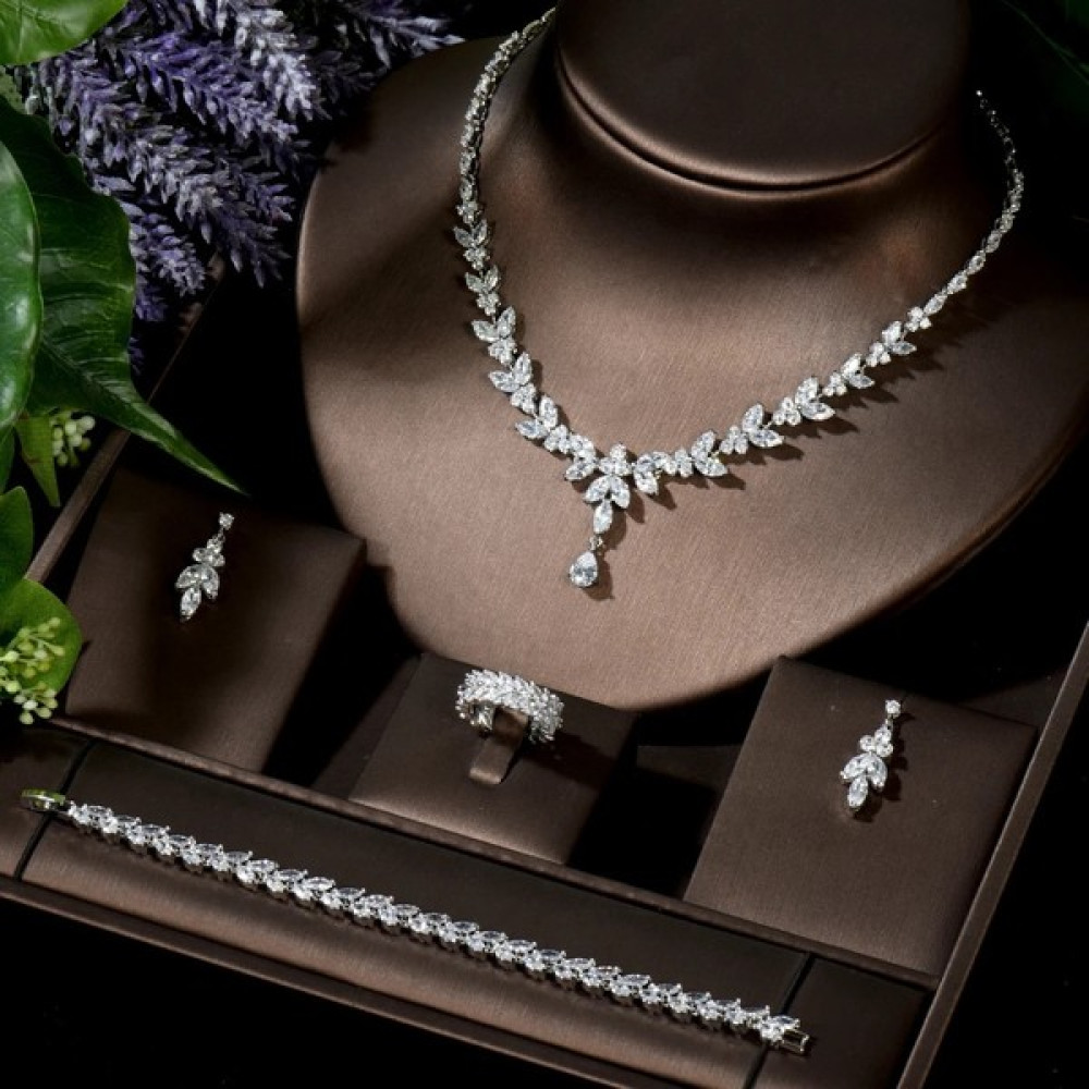 Viya Grace Kadın Yaprak Model Zirkon Taşlı Takı Seti Kolye Küpe Bileklik Yüzük Hediye Set - Gümüş - Standart Kolyeler Fiyatı
