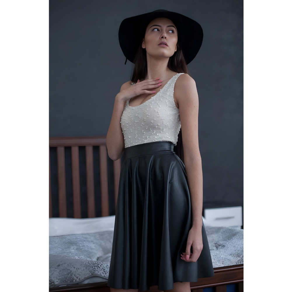 WAYS Kadın Siyah Kloş Suni Deri Etek Faux Leather L Beden Etek Fiyatı