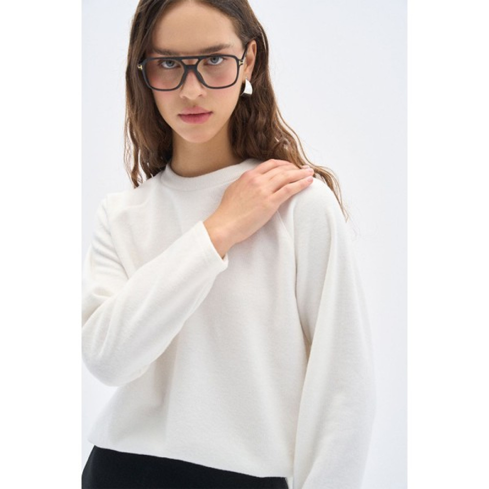 Wear Three Points Glide Super Soft Selanik Kumaş Bisiklet Yaka Reglan Kollu Relaxed Fit Beyaz Sweatshirt Bayan Sweatshirt Fiyatı
