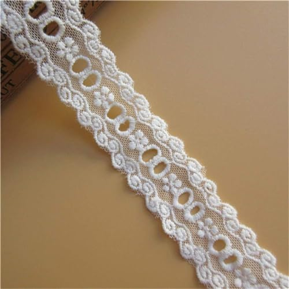 White 3 Yard Eyelet Cotton Strip Net Tape Lace Edge Trim Ribbon 32 mm Width Vintage Style White Edging Trimmings Fabric Embroidered Applique Sewing Craft Wedding DIY Trim and Embellishments