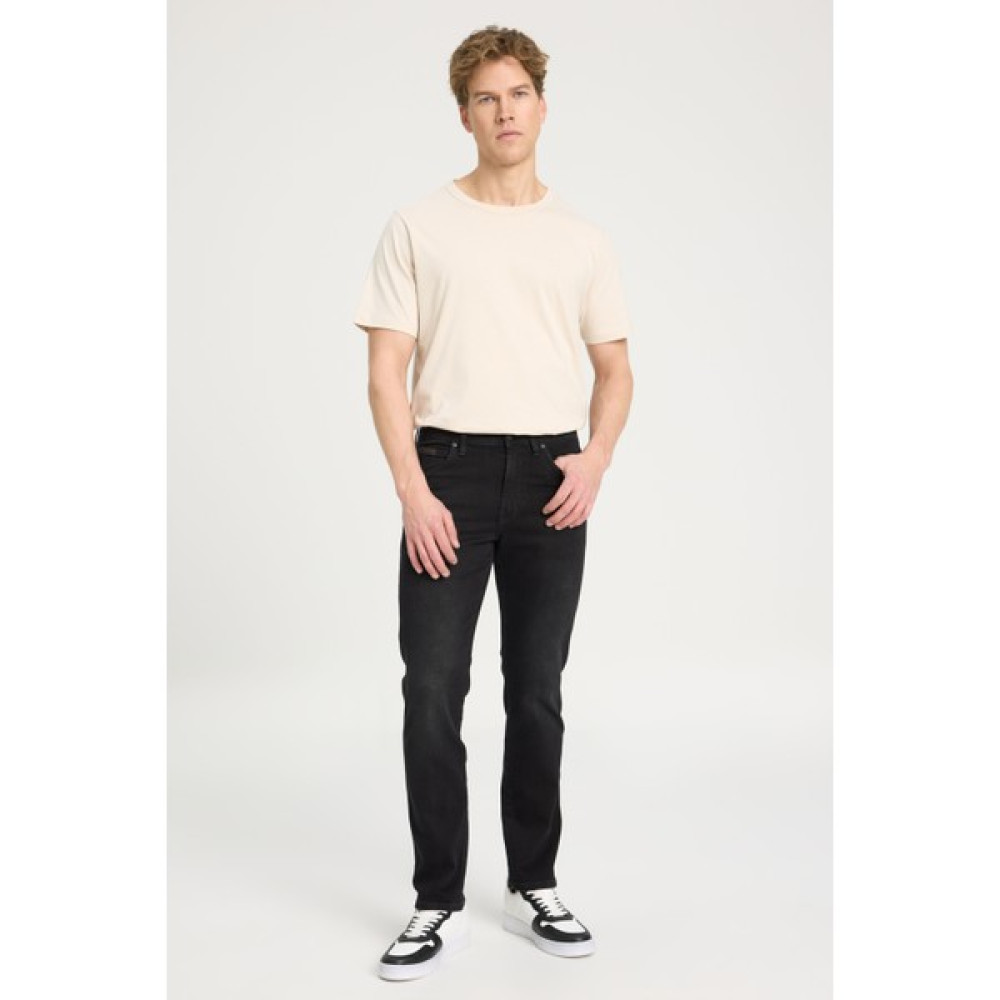 Wrangler Arizona Straight Fit Normal Bel Denim Esnek Jean Kot Pantolon Erkek Jeans / Kot Pantolon Fiyatı