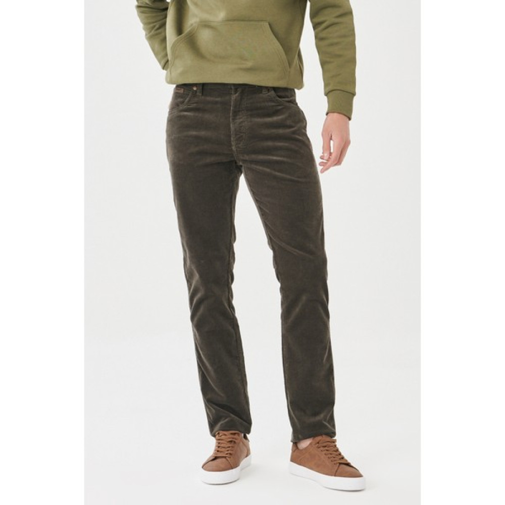 WRANGLER Erkek Texas Slim Fit Dar Kesim Normal Bel Yeşil Esnek Pantolon Erkek Jeans / Kot Pantolon Fiyatı