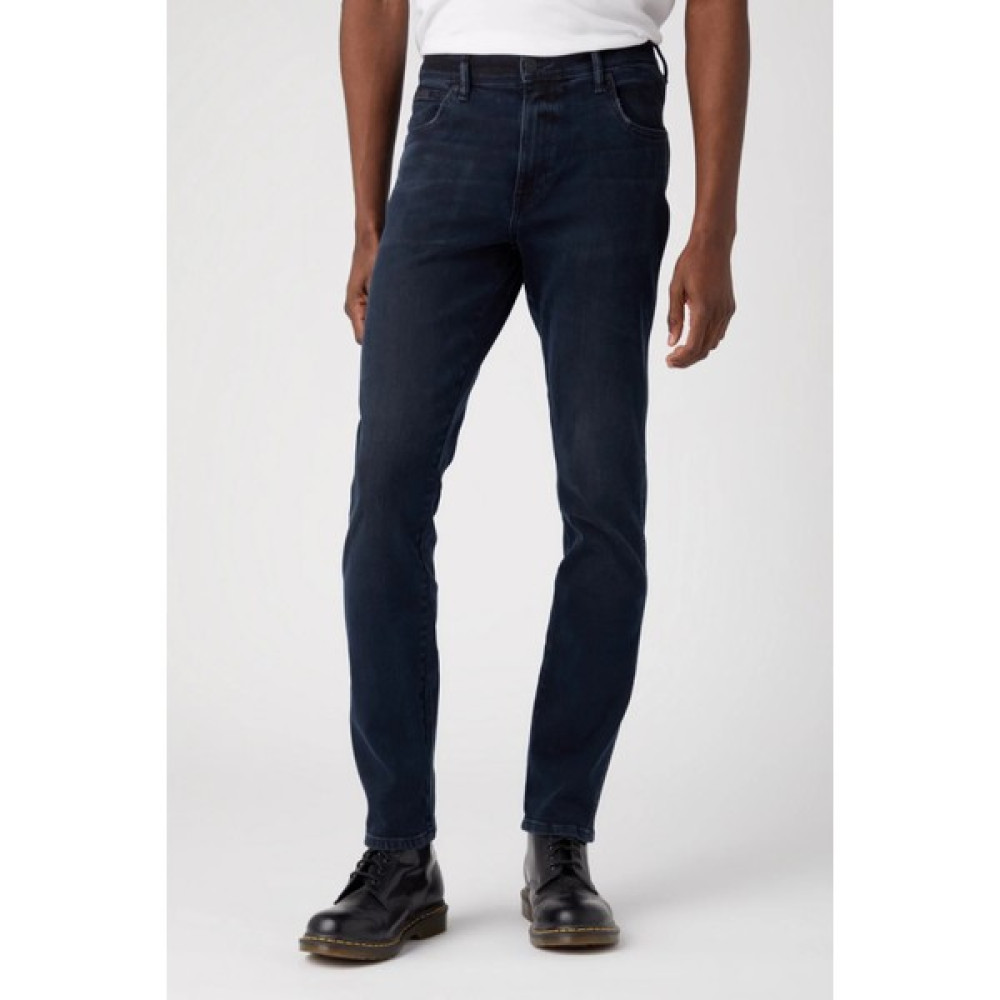 Wrangler Regular Fit Texas Normal Bel Lacivert Erkek Kot Pantolon W121LR278 Erkek Pantolon Fiyatı