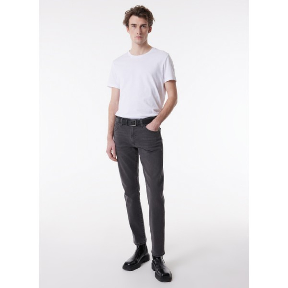 Wrangler Slim Fit Dar Kesim Düşük Bel Koyu Gri Esnek Larston Jean Denim Kot Pantolon Erkek Jeans / Kot Pantolon Fiyatı