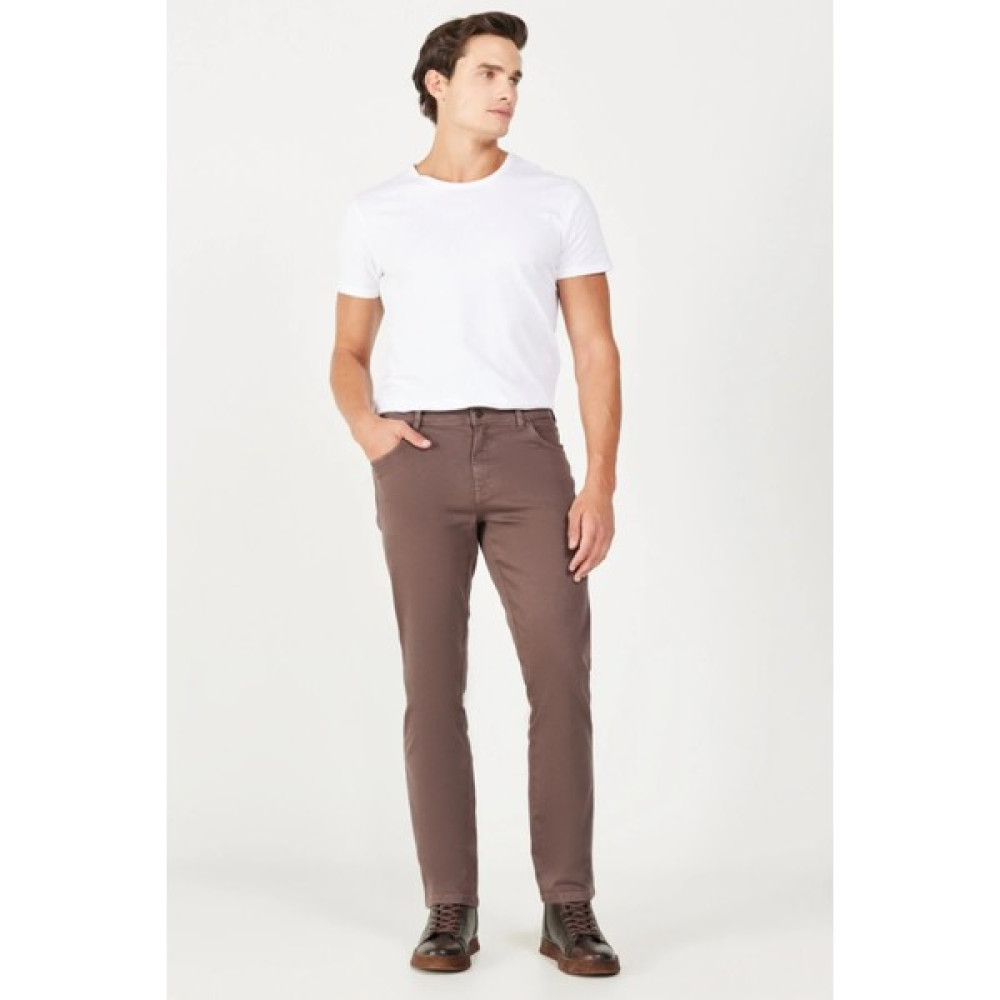 Wrangler Texas Normal Bel Slim Fit Esnek Pantolon Erkek Pantolon W12S004220 Erkek Pantolon Fiyatı