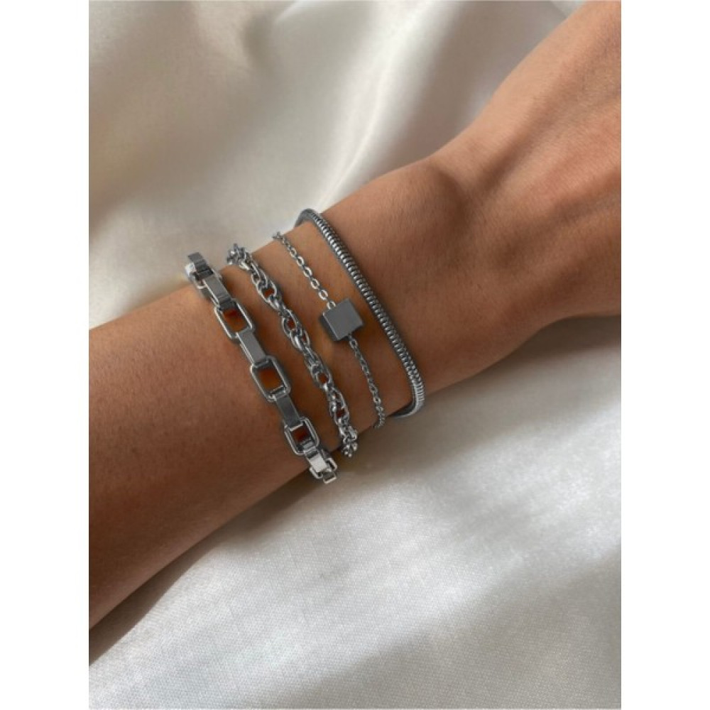 X-lady Accessories Küp Detaylı Dörtlü Kombin Bileklik Gümüş Renk Saat ve Bileklik Aksesuarı Fiyatı