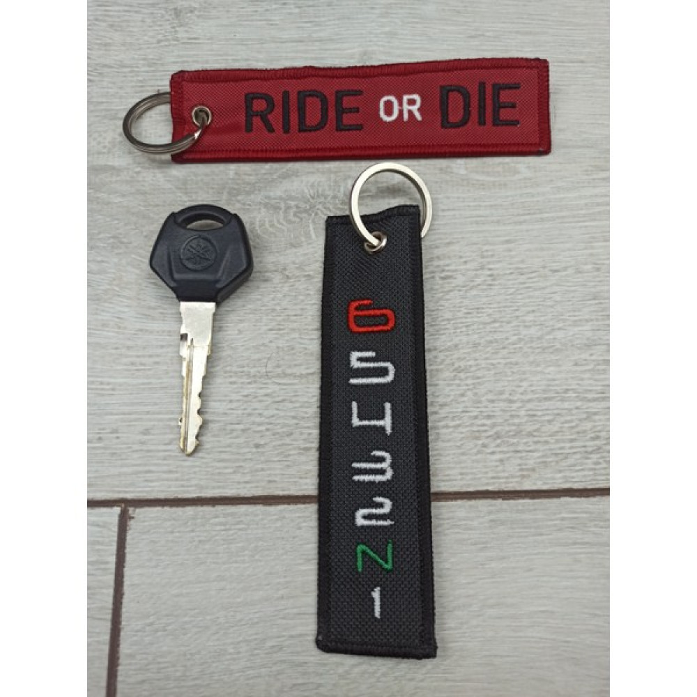 Yasolin Ride Or Die Vites Motorcu Anahtralık Kumaş Motorcu Anahtarlık - Kırmızı - 13 Motorsiklet Kilidi & Alarmı Fiyatı