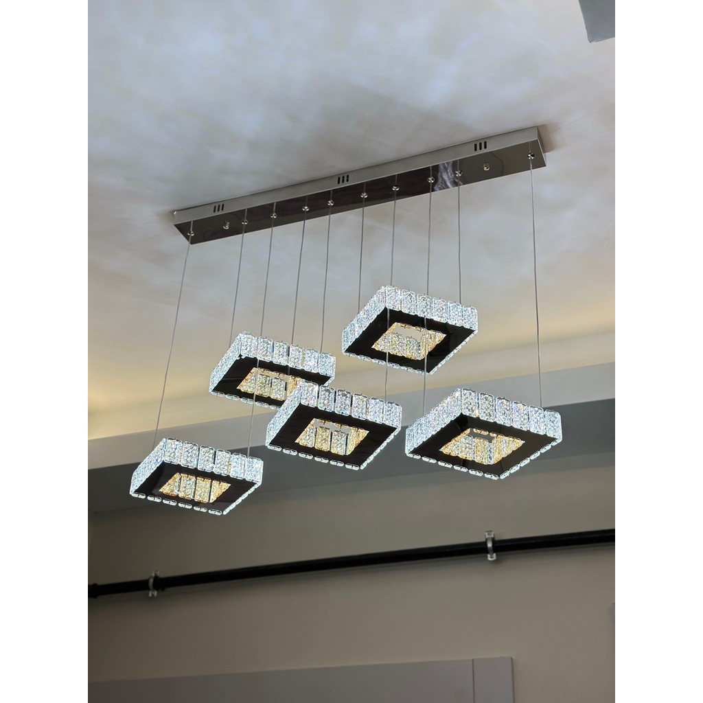 Yeni Model 5 Li Kare Kristal Lüx LED Avize 3 Işık Seçeneği - Krom Avize Fiyatı