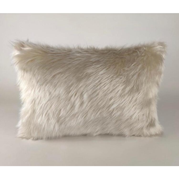 Yılmaz Home Peluş Dikdörtgen Kırlent Kılıfı - Kemik - 30 x 50 cm Anne Bebek Oyuncak Fiyatı