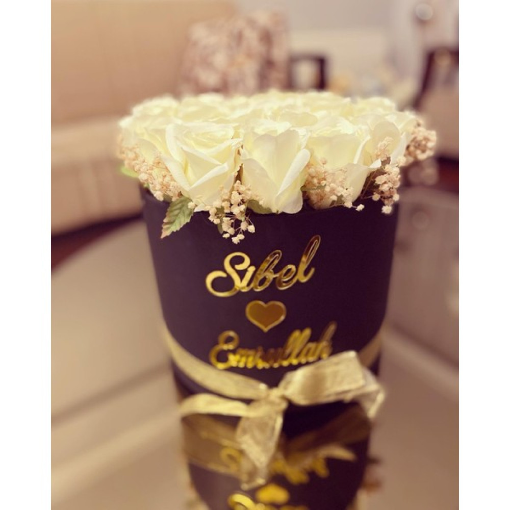 Z&B Flowers Silindir Kutuda Çiçek Kız Isteme Çiçeği,söz Çiçeği,nişan Çiçeği,kutudagül Ev & Dekorasyon Aksesuarları Fiyatı