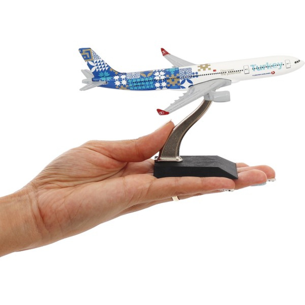 Zekupp 1:400 Metal Gövde Airbus A330-300 Discover The Potential Model Uçak - Beyaz Maket Fiyatı