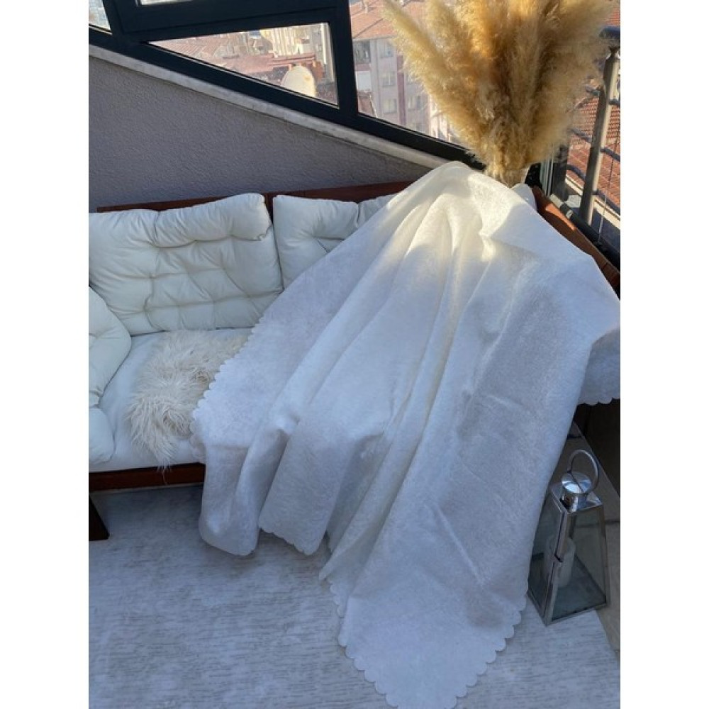 Zeyhan Tekstil Süngerli Leke Tutmaz Terletmez Kaymaz Koltuk Çekyat Örtüsü - 170 x 210 cm - Beyaz - Ekru Koltuk & Kanepe Örtüsü Fiyatı