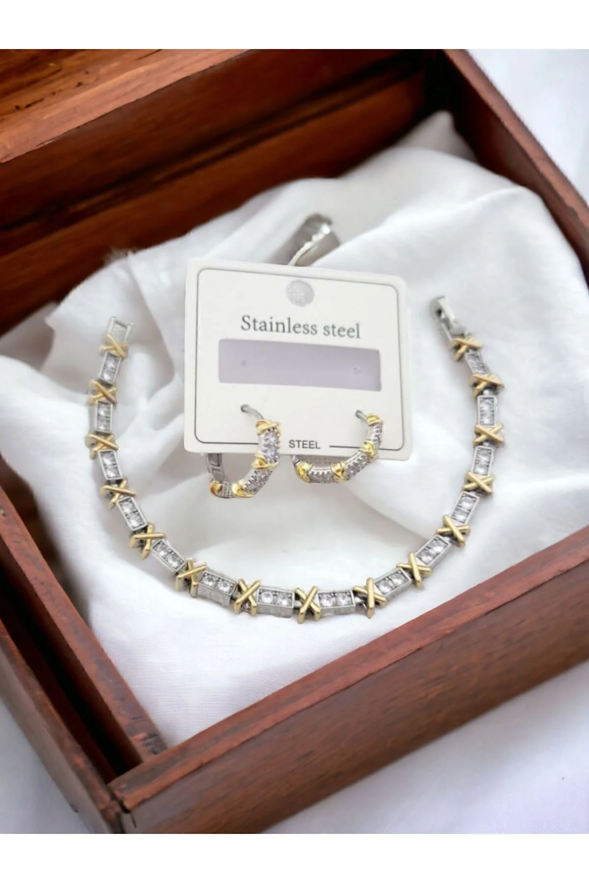 zeynep Z&D Accessory 316L Gold XoXo Zirkon Taşlı Çelik Bileklik Ve Küpe Seti taşli" Altın, Takı & Aksesuar Fiyatı